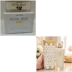 DUO JAFRA Royal Jelly Milk Balm Moisture Lotion - Gold and White